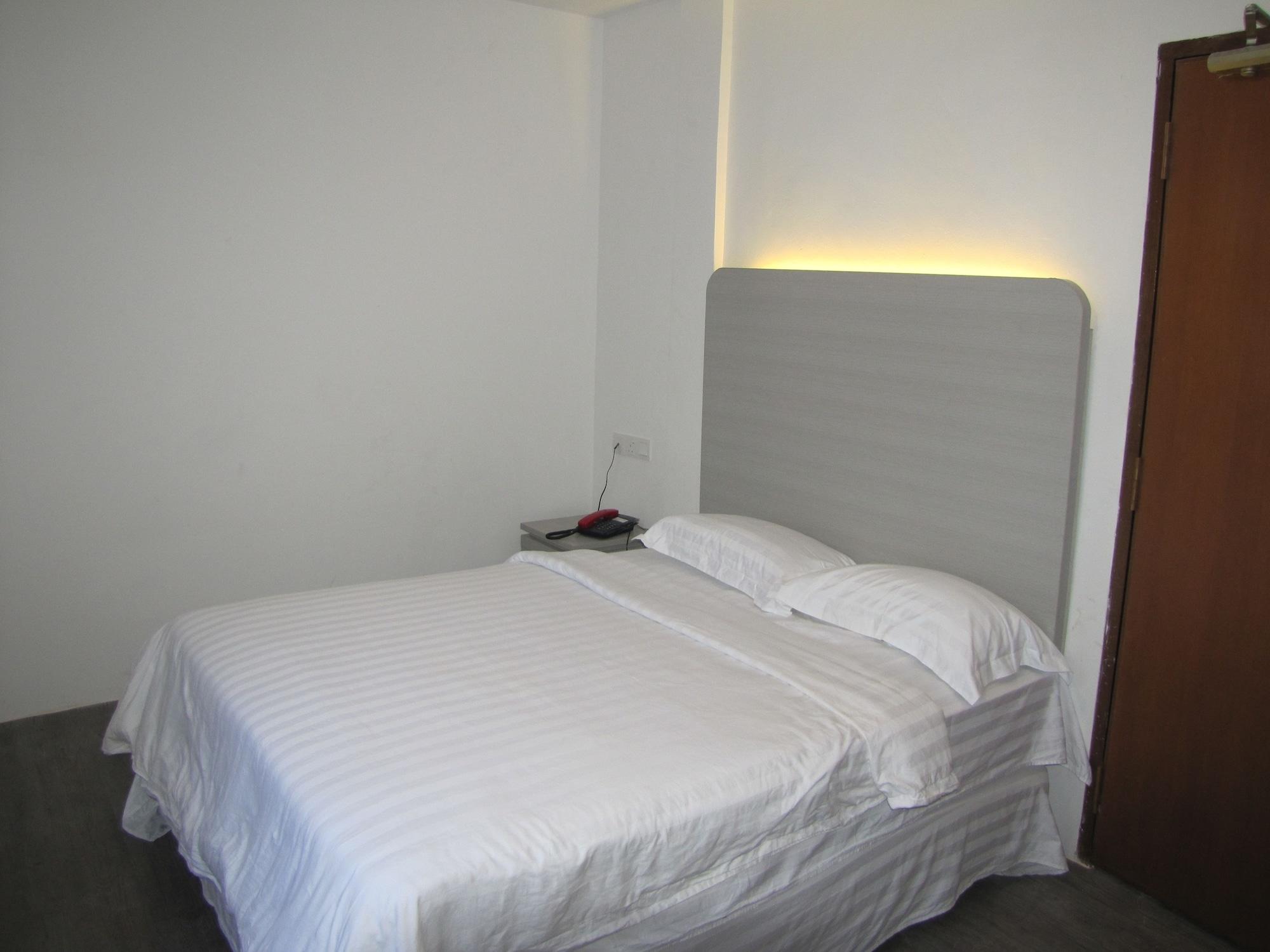 Park Hotel Kota Kinabalu Zewnętrze zdjęcie