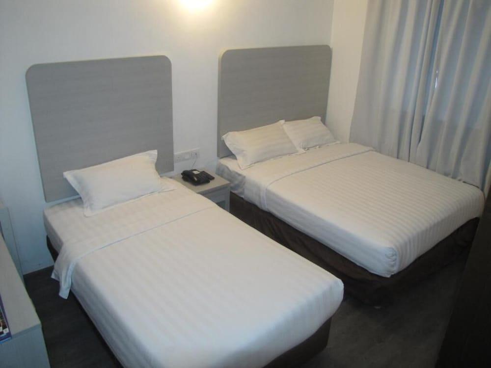 Park Hotel Kota Kinabalu Zewnętrze zdjęcie