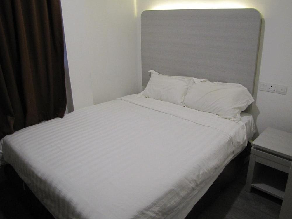 Park Hotel Kota Kinabalu Zewnętrze zdjęcie