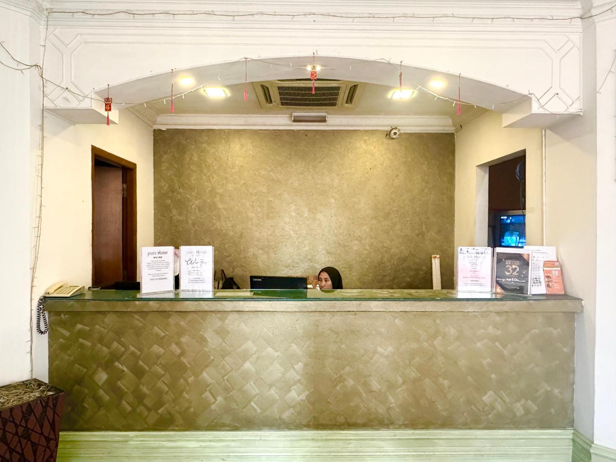 Park Hotel Kota Kinabalu Zewnętrze zdjęcie