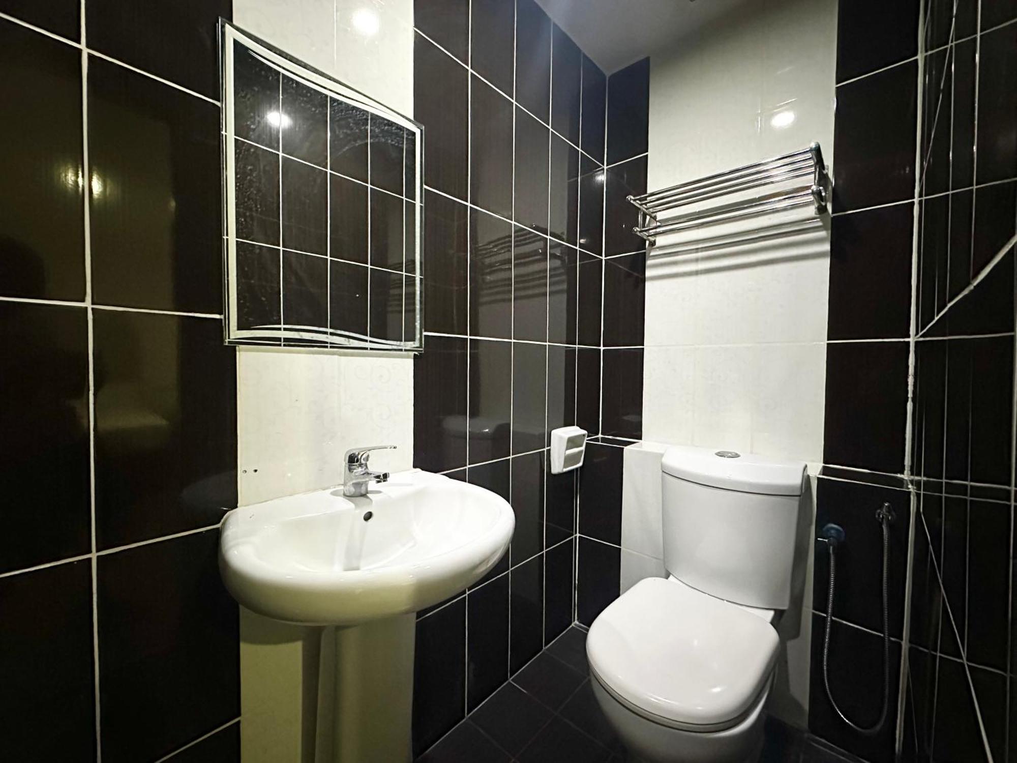 Park Hotel Kota Kinabalu Zewnętrze zdjęcie