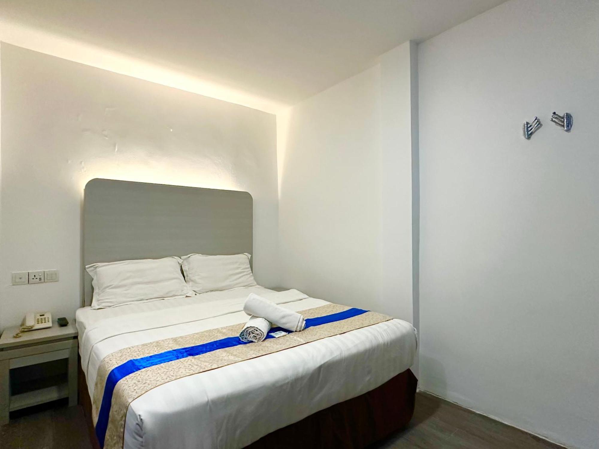 Park Hotel Kota Kinabalu Zewnętrze zdjęcie