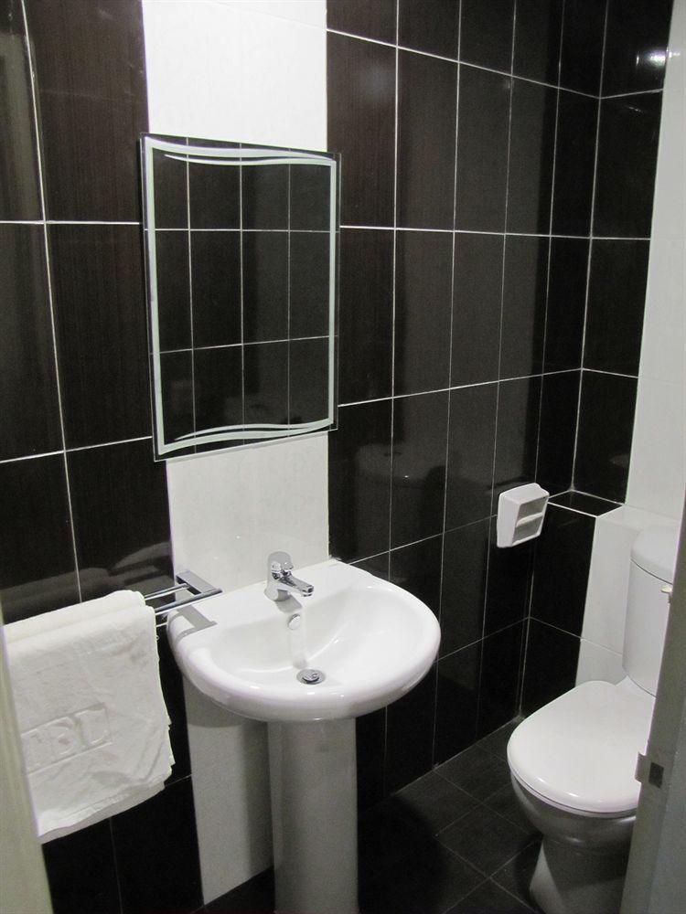 Park Hotel Kota Kinabalu Zewnętrze zdjęcie
